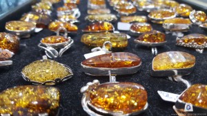 anillos de ambar en luz de luna zaragoza